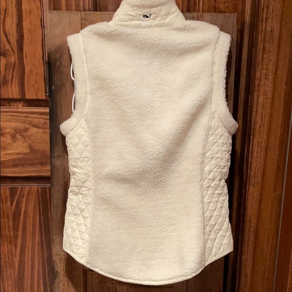 Woman’s Vest - Picture 5 of 5